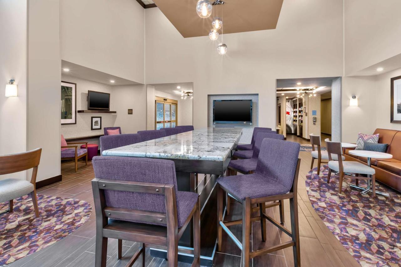 Hampton Inn And Suites Flint/Grand Blanc Esterno foto